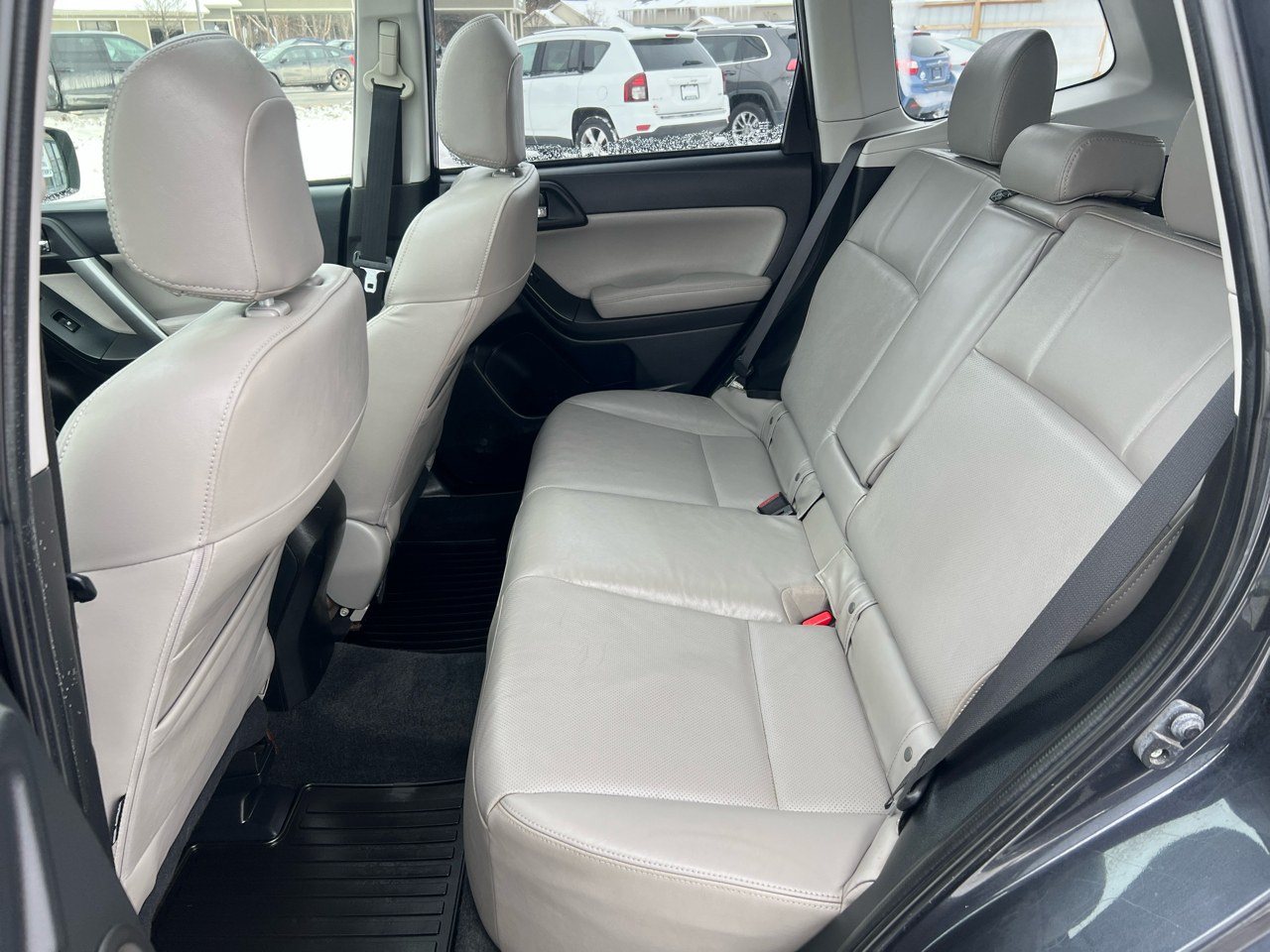 Subaru Forester 4dr Auto 2.5i Touring PZEV 2014