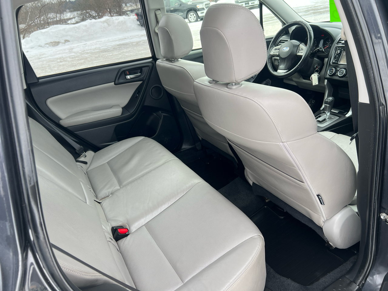 Subaru Forester 4dr Auto 2.5i Touring PZEV 2014