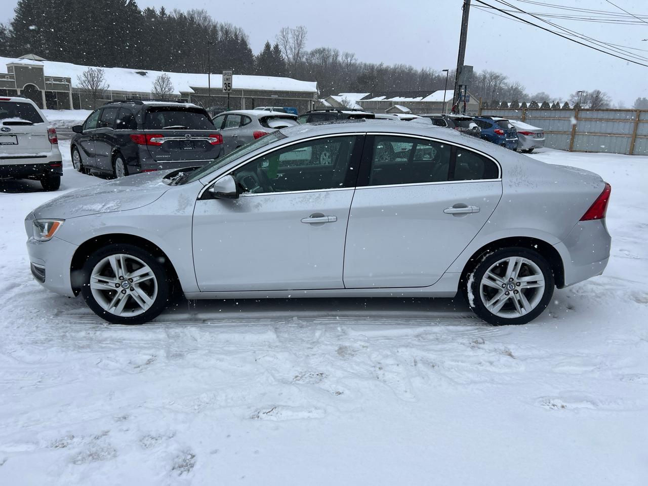 Volvo S60 4dr Sdn T5 Premier AWD 2015