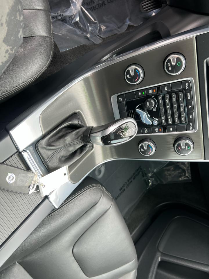 Volvo S60 4dr Sdn T5 Premier AWD 2015