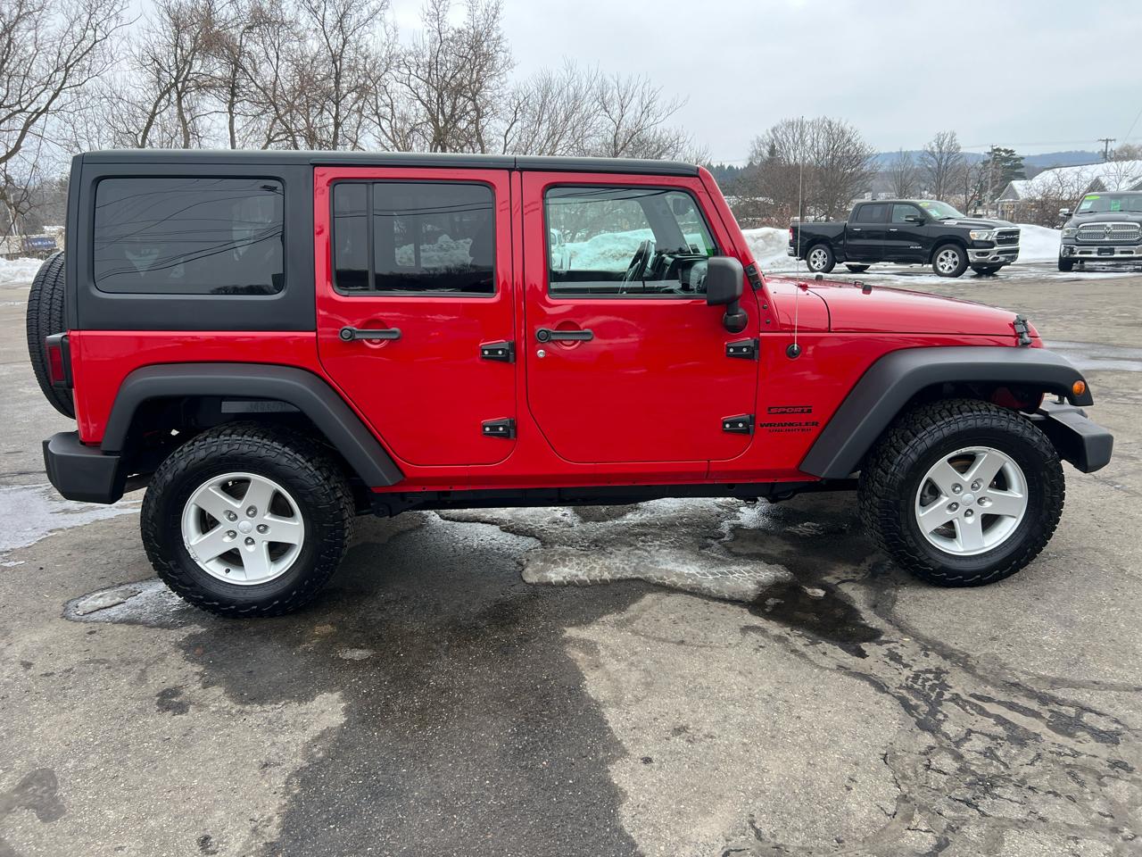 Jeep Wrangler Unlimited 4WD 4dr Sport 2014