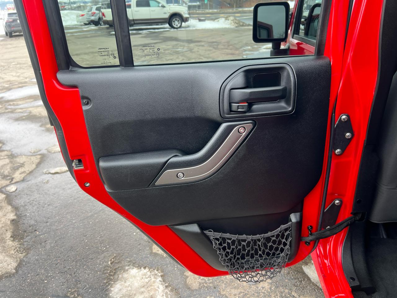 Jeep Wrangler Unlimited 4WD 4dr Sport 2014