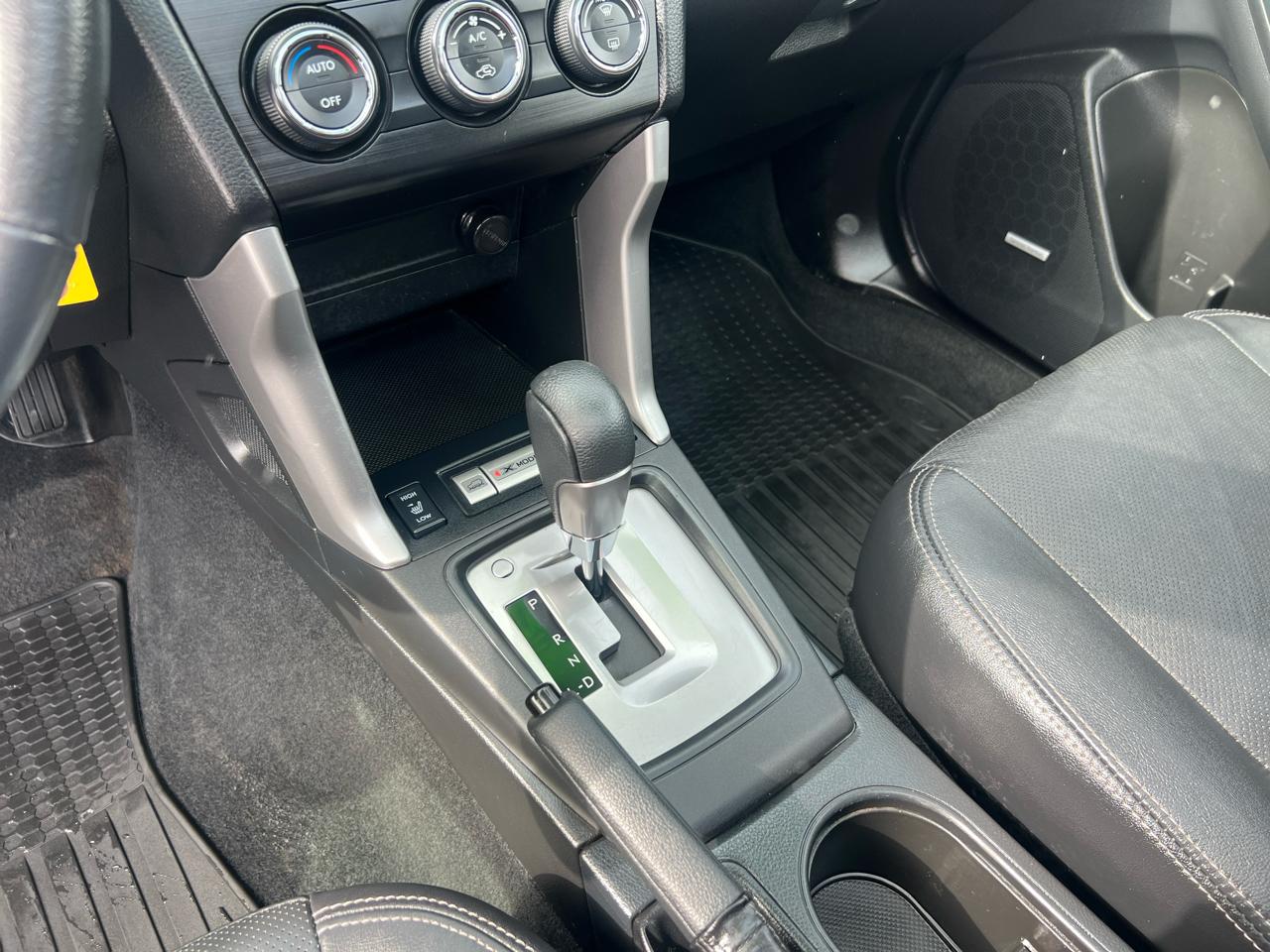 Subaru Forester 4dr CVT 2.5i Limited PZEV 2015