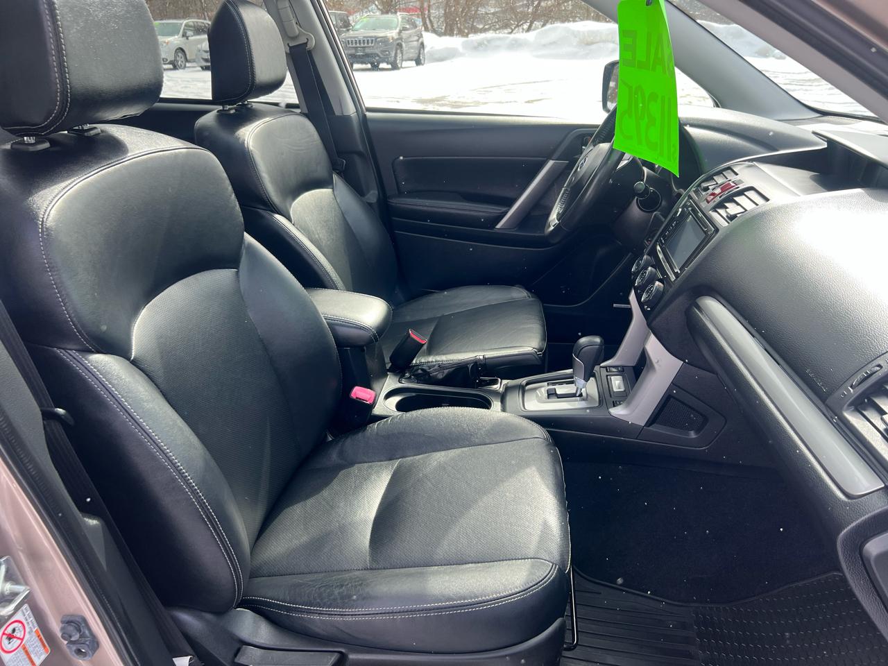 Subaru Forester 4dr CVT 2.5i Limited PZEV 2015