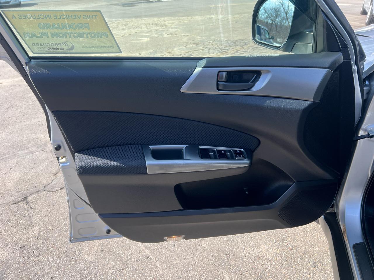 Subaru Forester 4dr Man 2.5X 2013