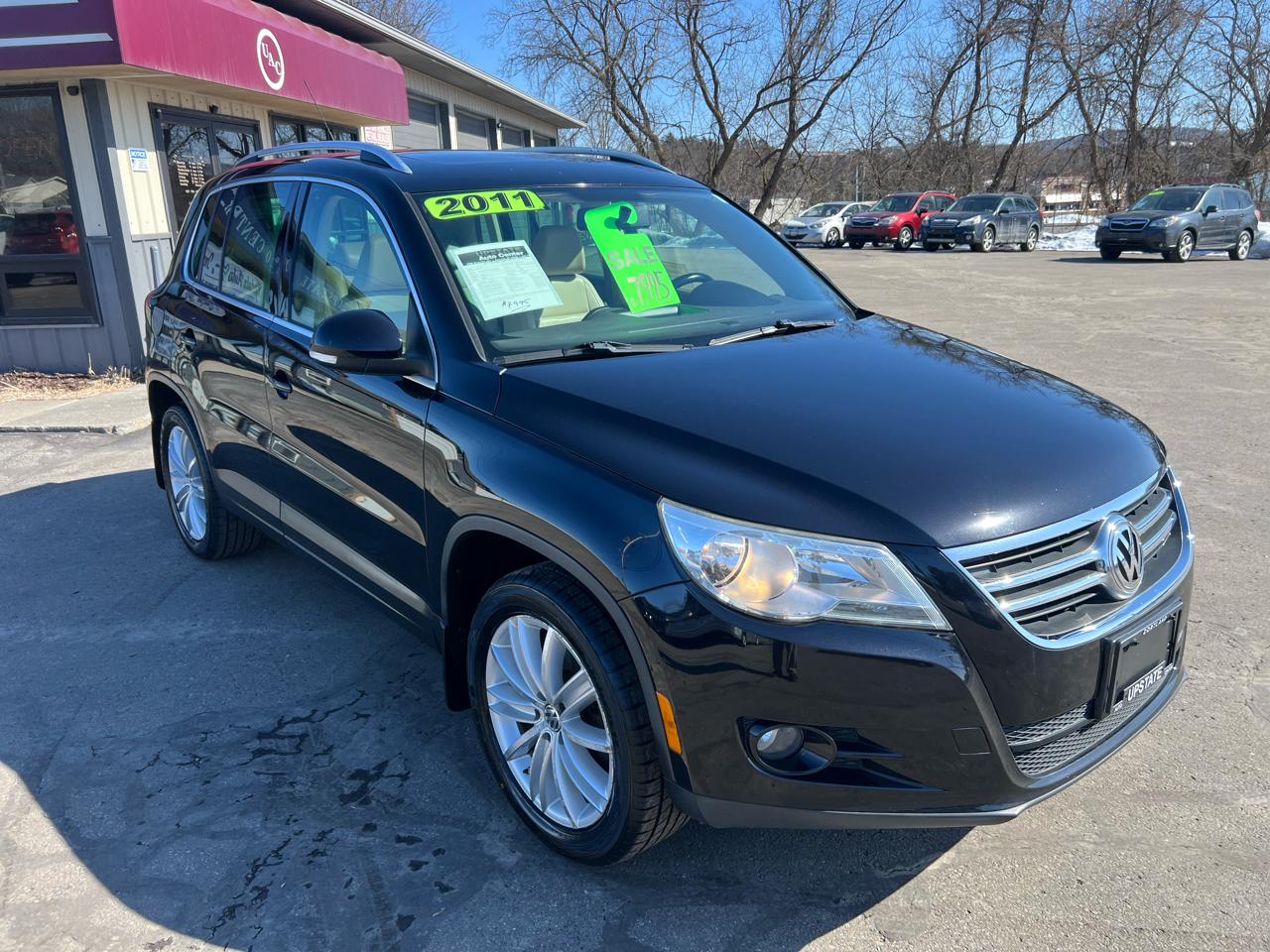 Volkswagen Tiguan 4WD 4dr S 4Motion 2011