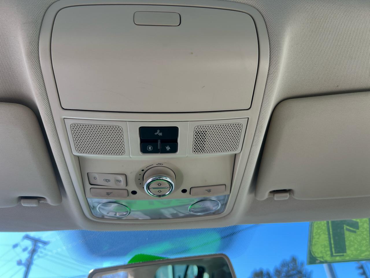 Volkswagen Tiguan 4WD 4dr S 4Motion 2011