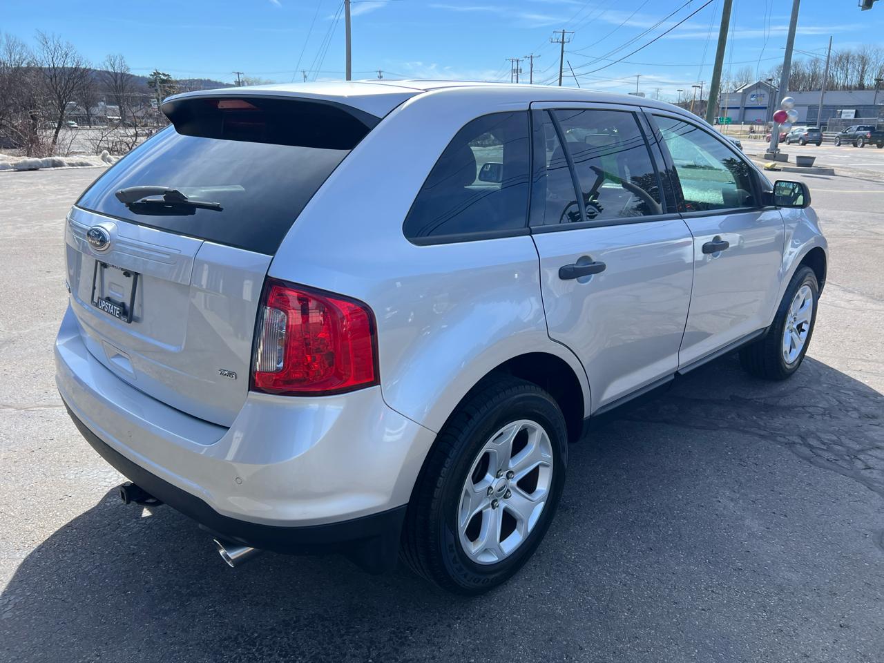 Ford Edge 4dr SE AWD 2013