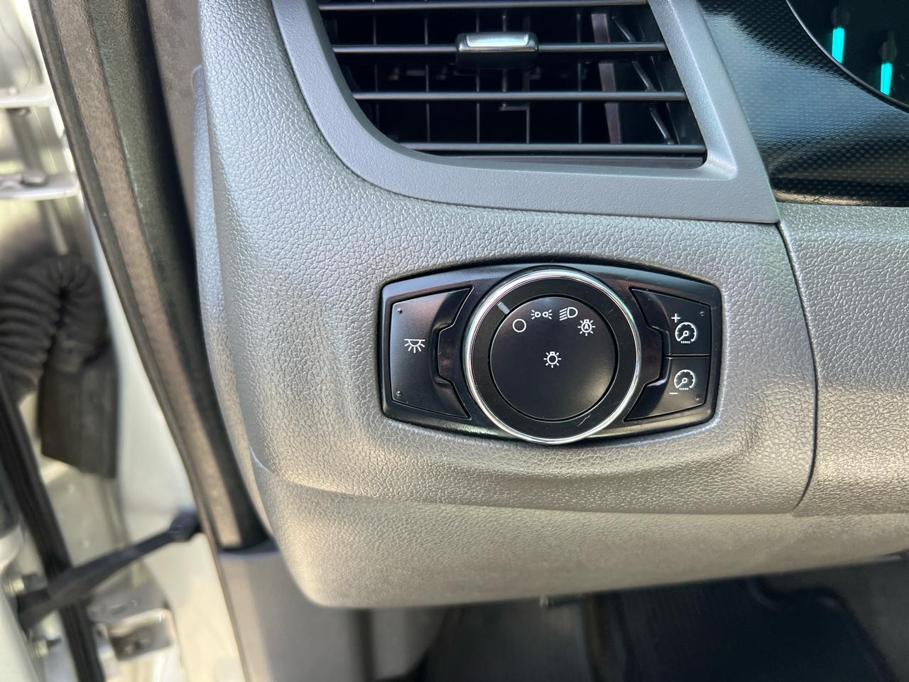 Ford Edge 4dr SE AWD 2013