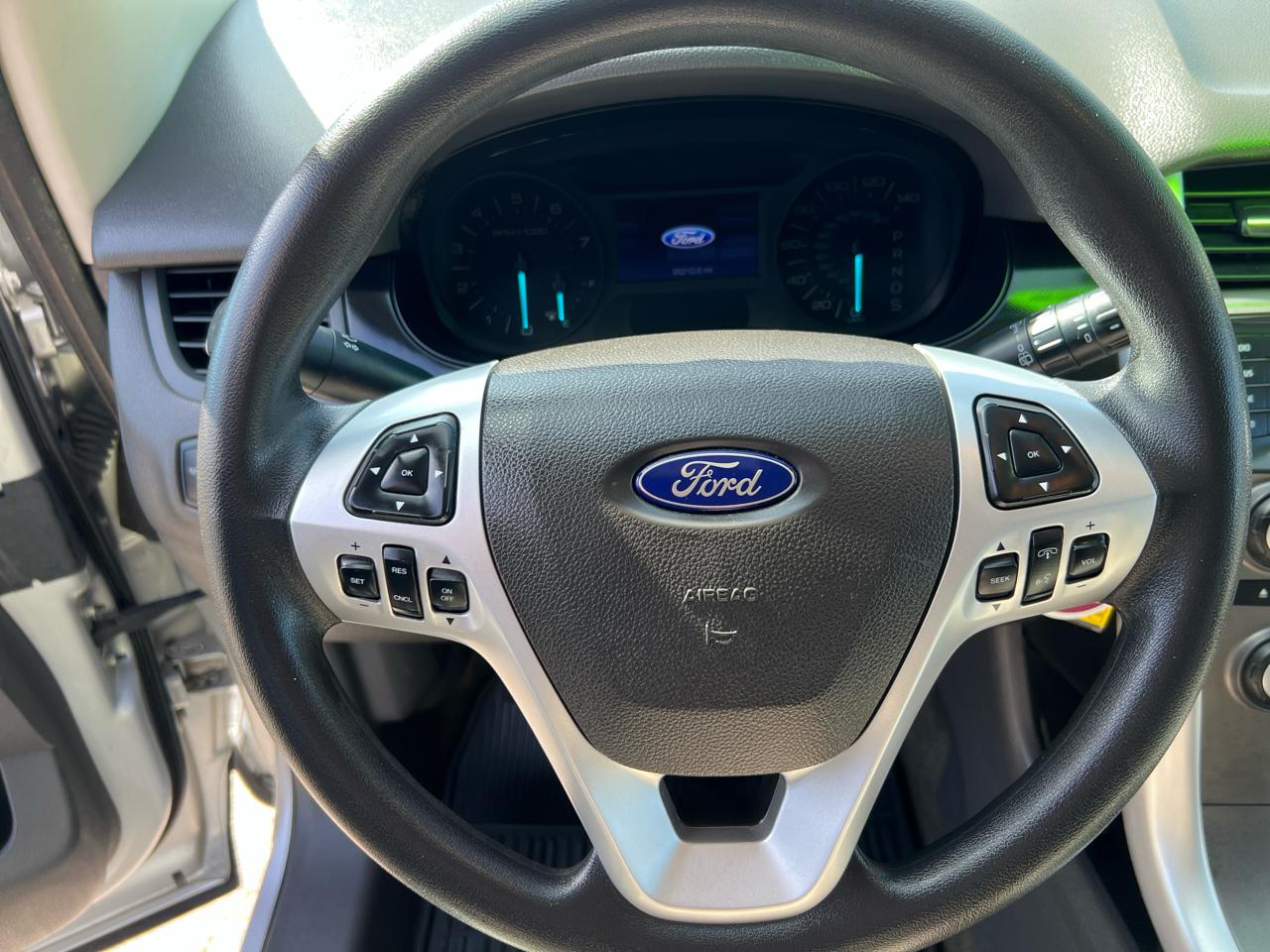 Ford Edge 4dr SE AWD 2013