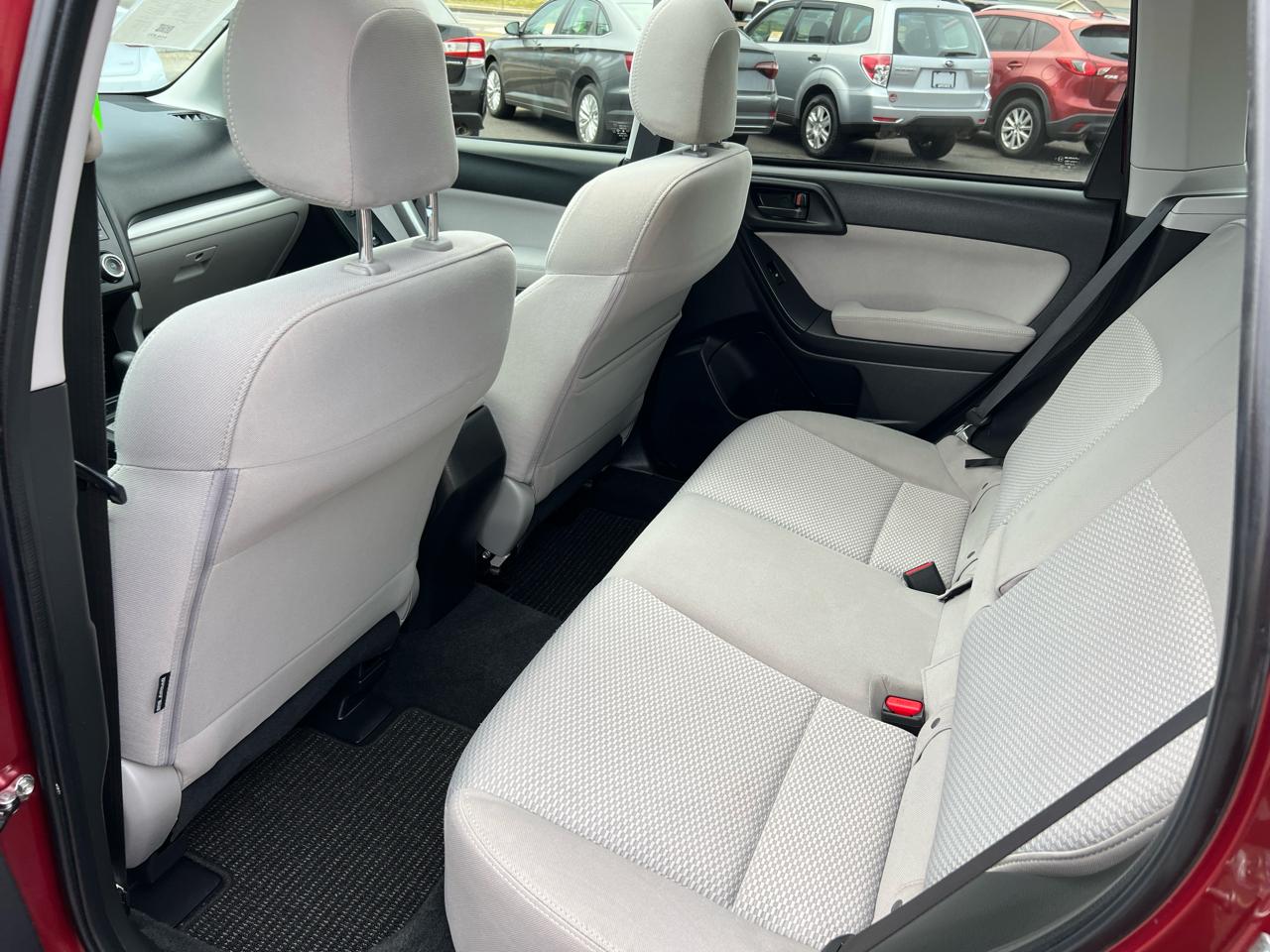 Subaru Forester 4dr CVT 2.5i Premium PZEV 2015