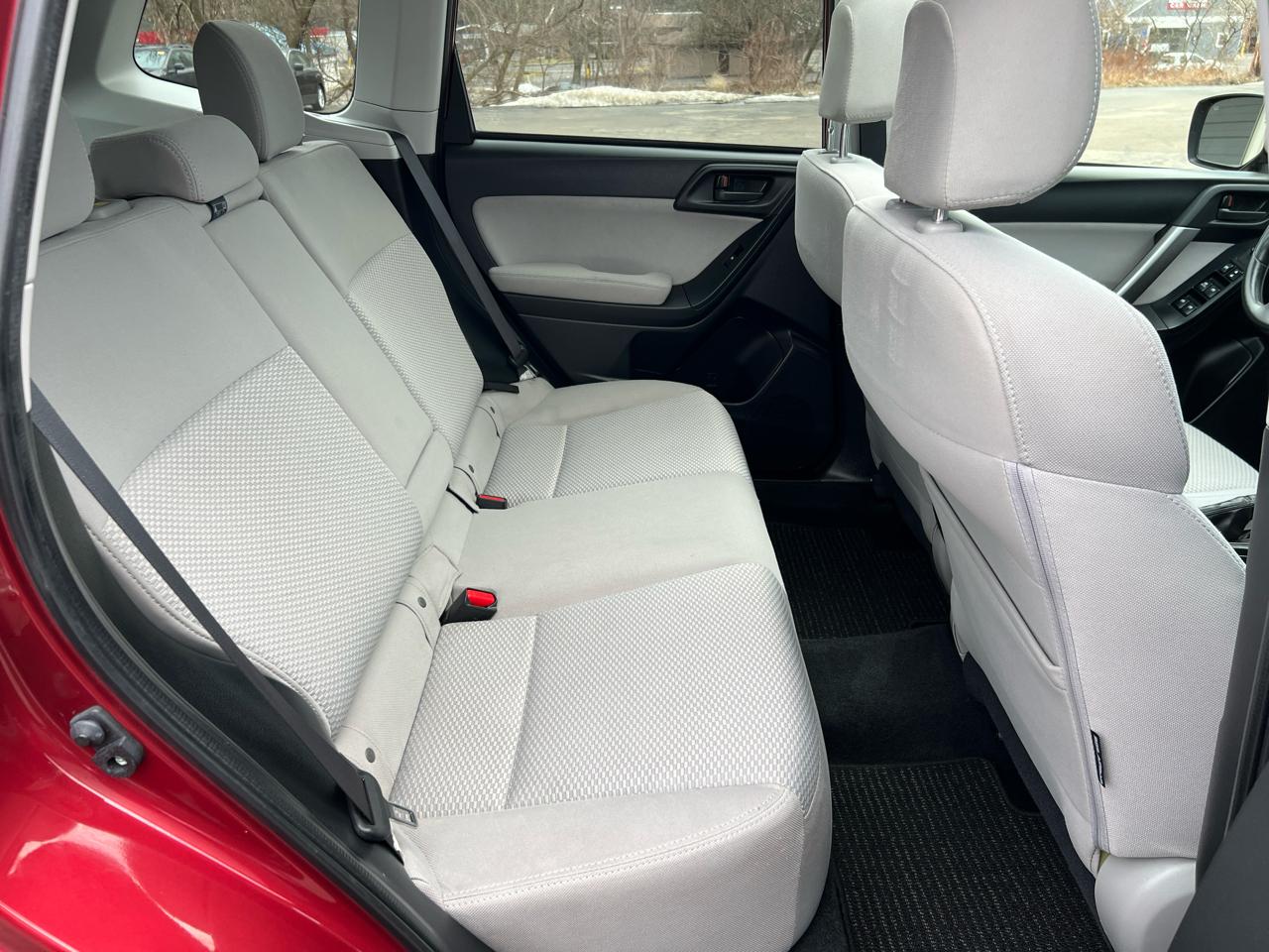 Subaru Forester 4dr CVT 2.5i Premium PZEV 2015