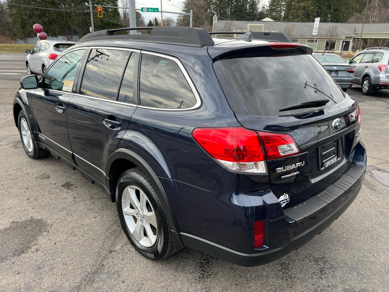 Subaru Outback 4dr Wgn H4 Auto 2.5i Limited 2014