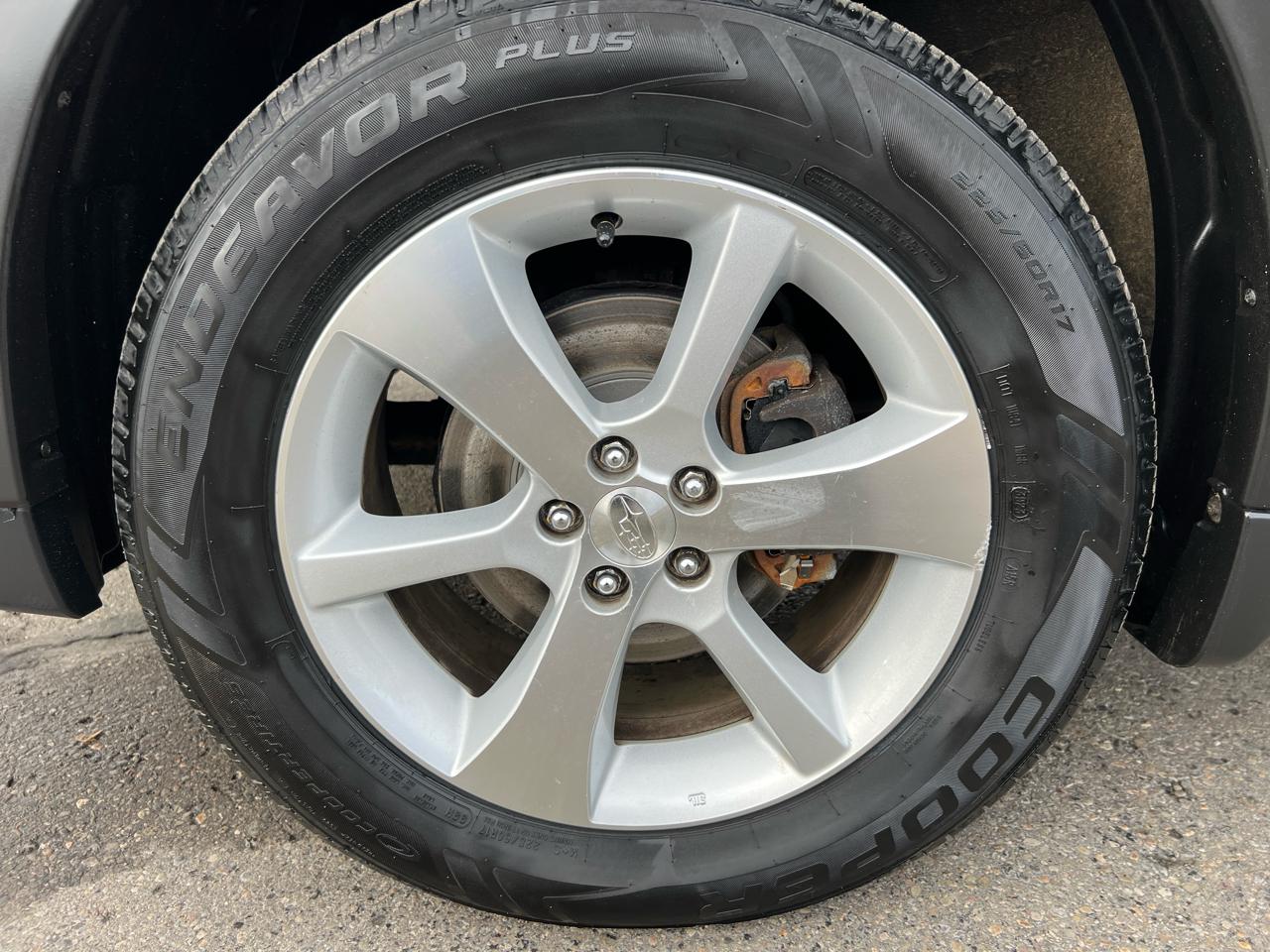 Subaru Outback 4dr Wgn H4 Auto 2.5i Limited 2014