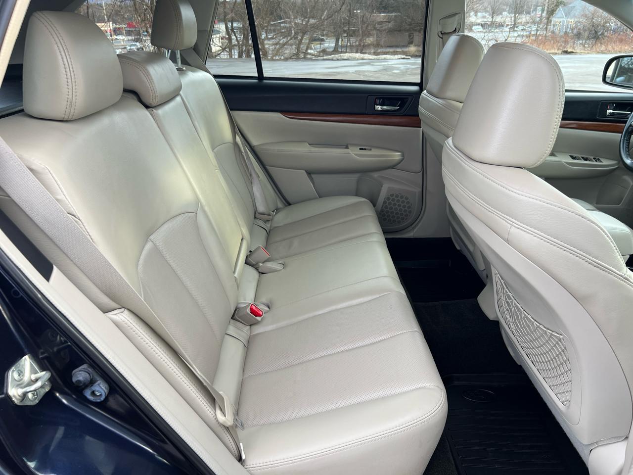 Subaru Outback 4dr Wgn H4 Auto 2.5i Limited 2014