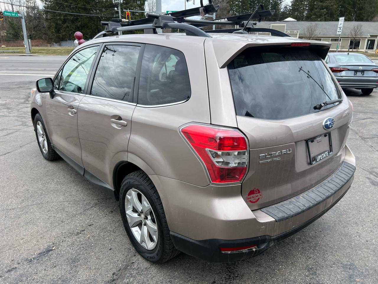 Subaru Forester 4dr CVT 2.5i Limited PZEV 2015