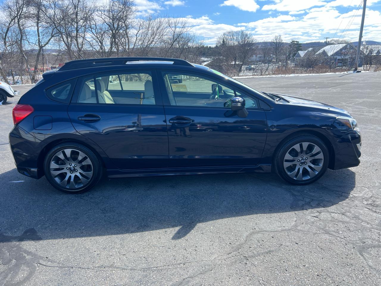 Subaru Impreza Wagon 5dr CVT 2.0i Sport Premium 2015