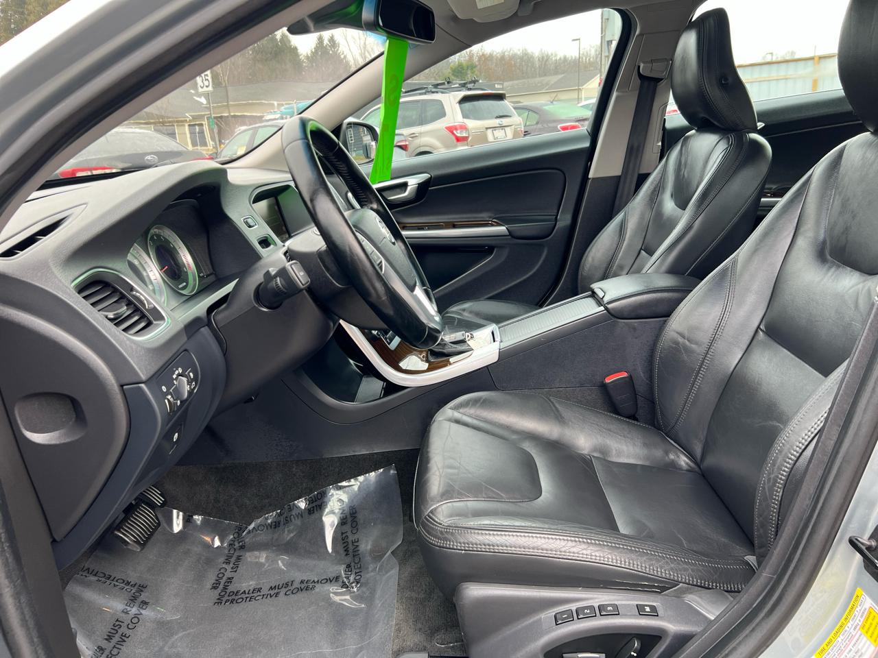 Volvo S60 4dr Sdn T5 AWD 2013