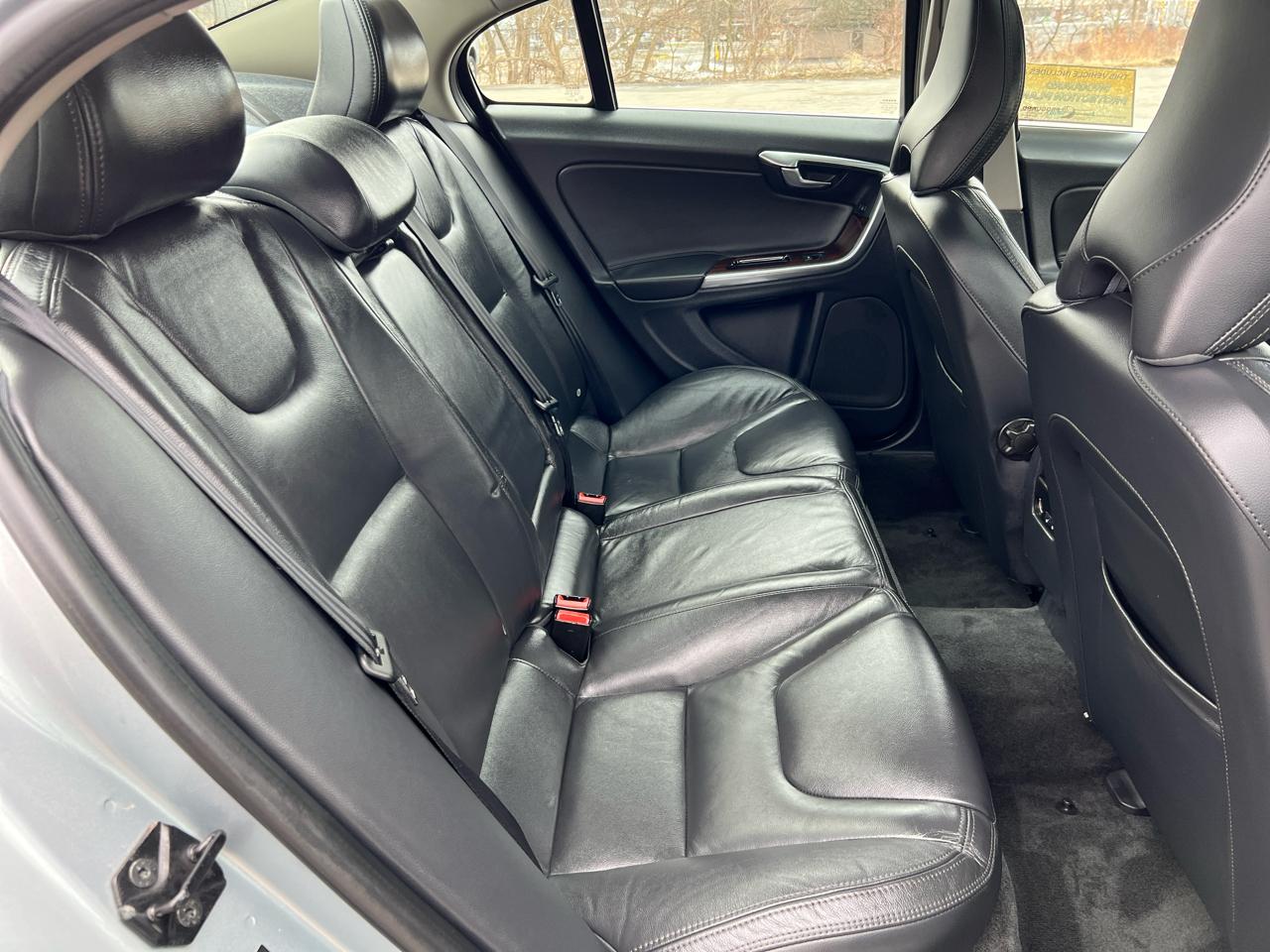 Volvo S60 4dr Sdn T5 AWD 2013