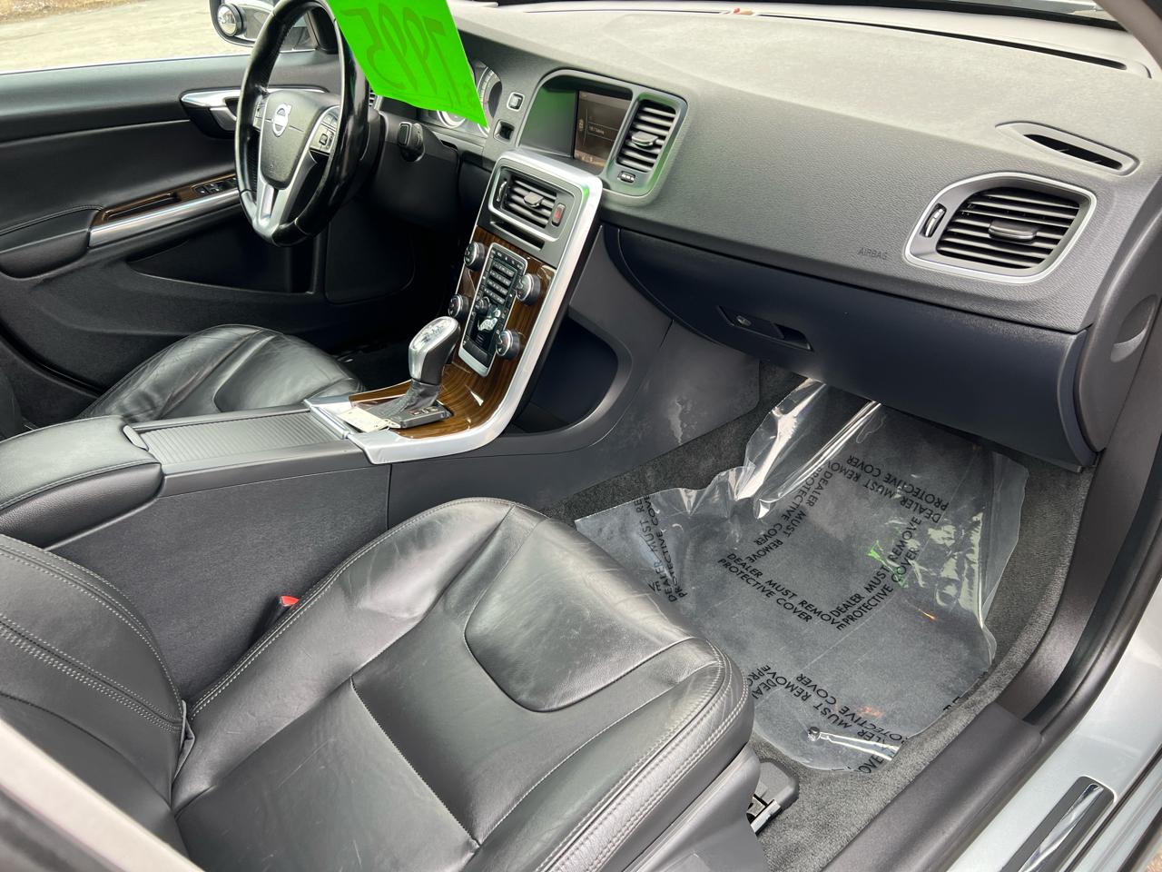 Volvo S60 4dr Sdn T5 AWD 2013