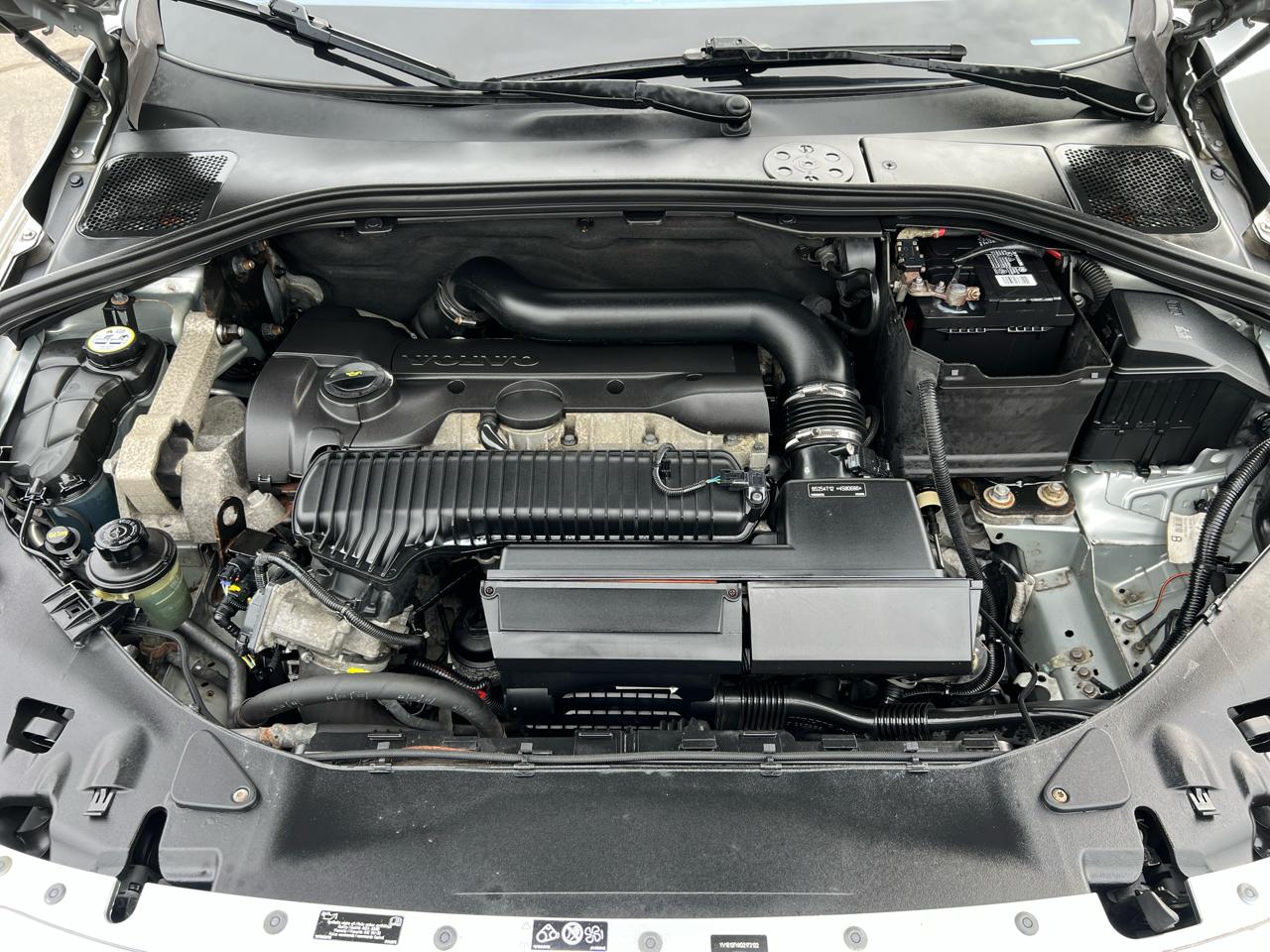 Volvo S60 4dr Sdn T5 AWD 2013