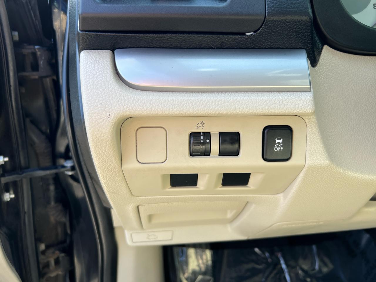 Subaru Impreza Sedan 4dr Auto 2.0i Premium 2014