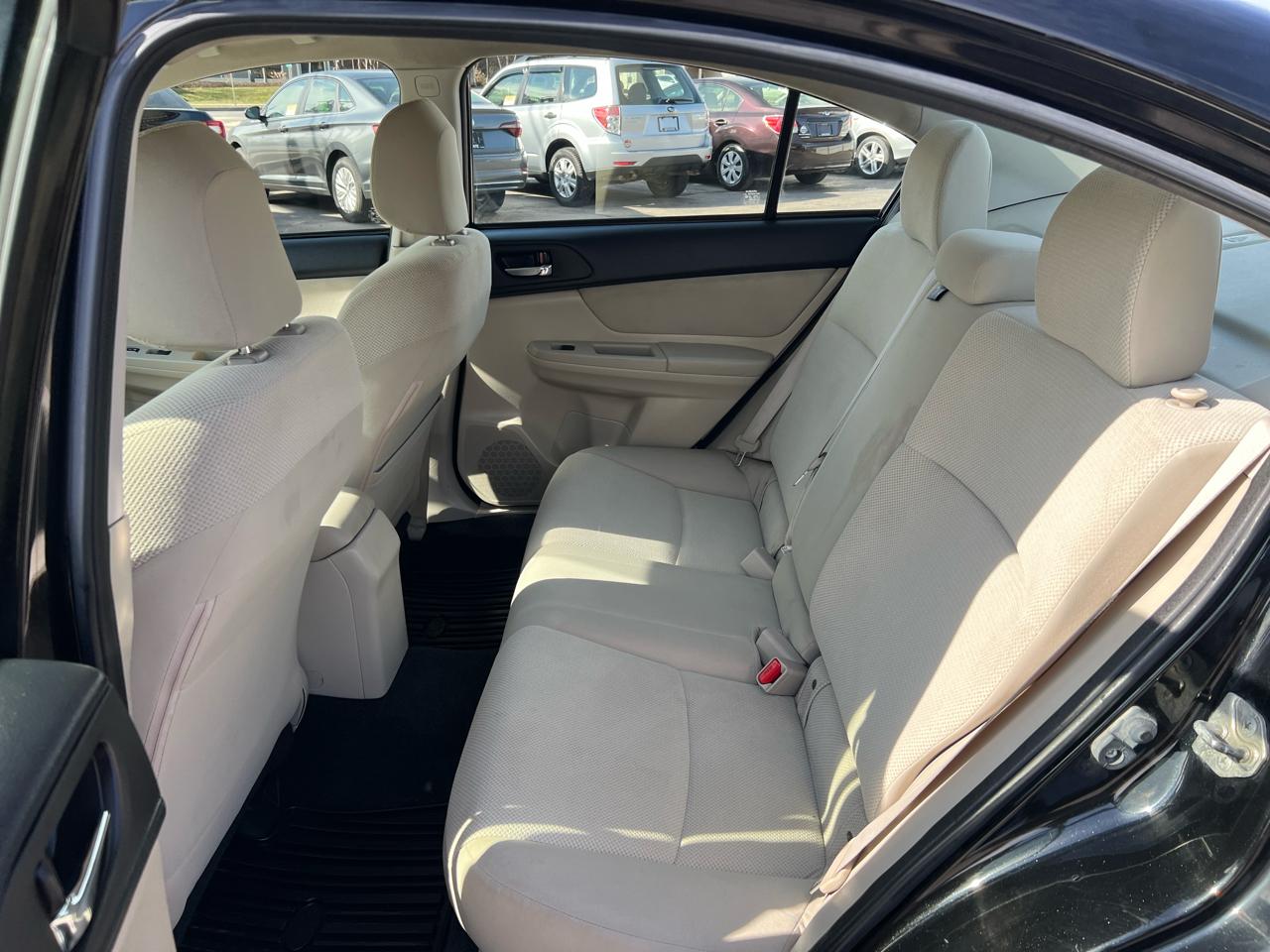 Subaru Impreza Sedan 4dr Auto 2.0i Premium 2014