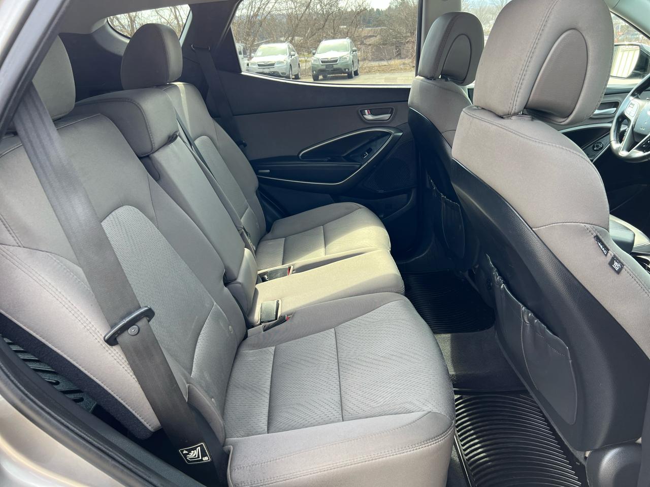 Hyundai Santa Fe Sport FWD 4dr 2.4 2014