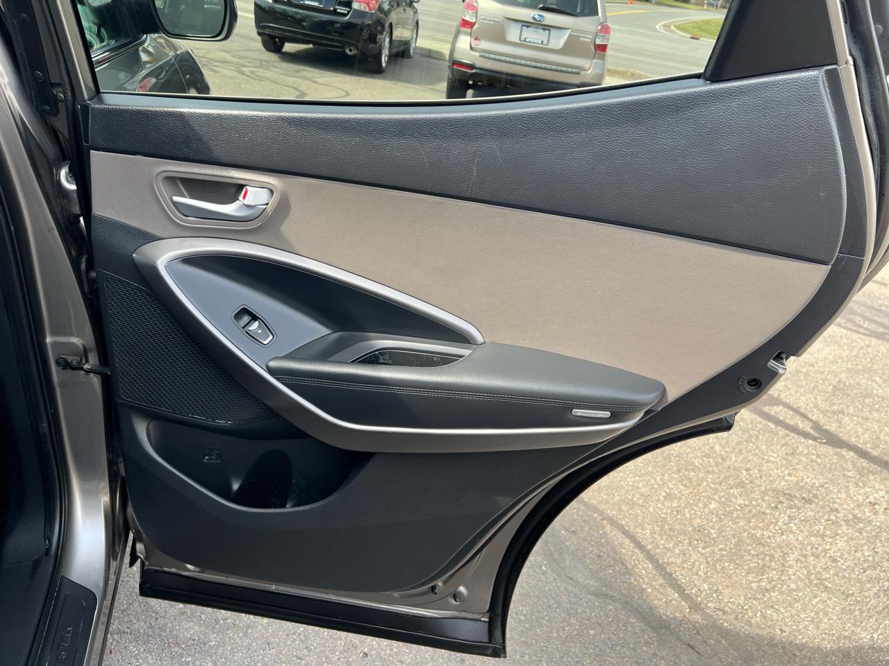 Hyundai Santa Fe Sport FWD 4dr 2.4 2014