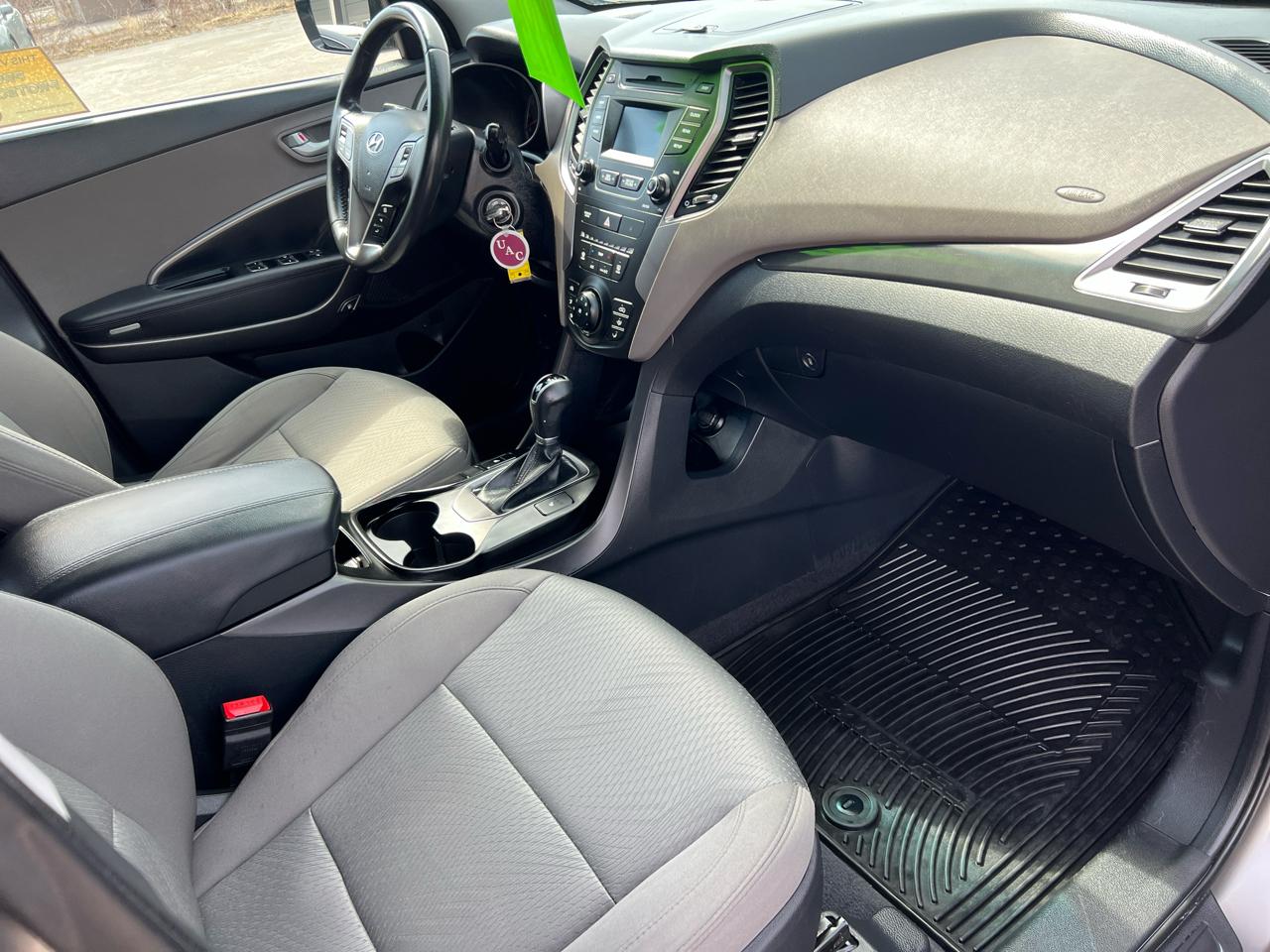 Hyundai Santa Fe Sport FWD 4dr 2.4 2014