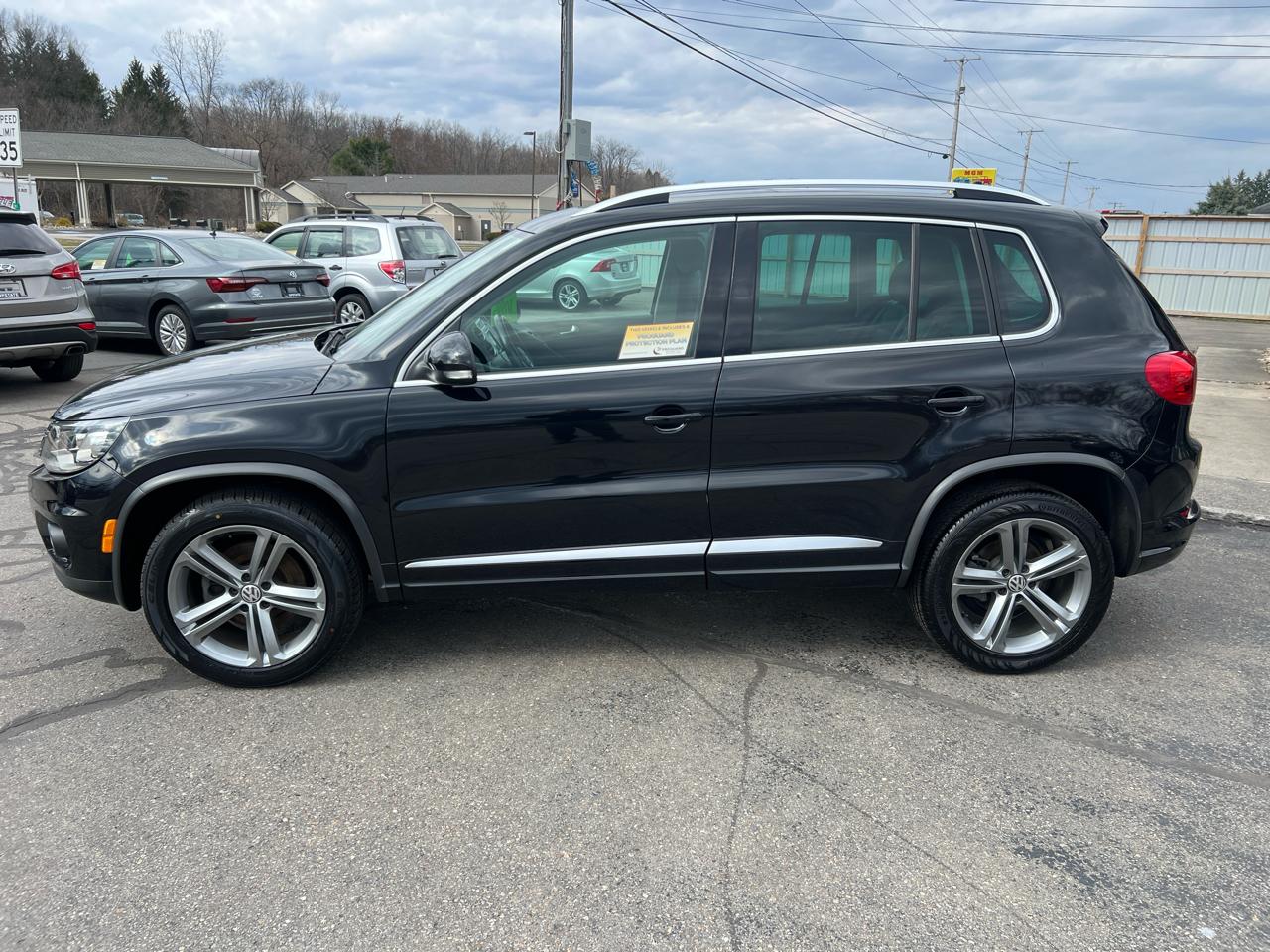 Volkswagen Tiguan 2.0T Sport FWD 2017