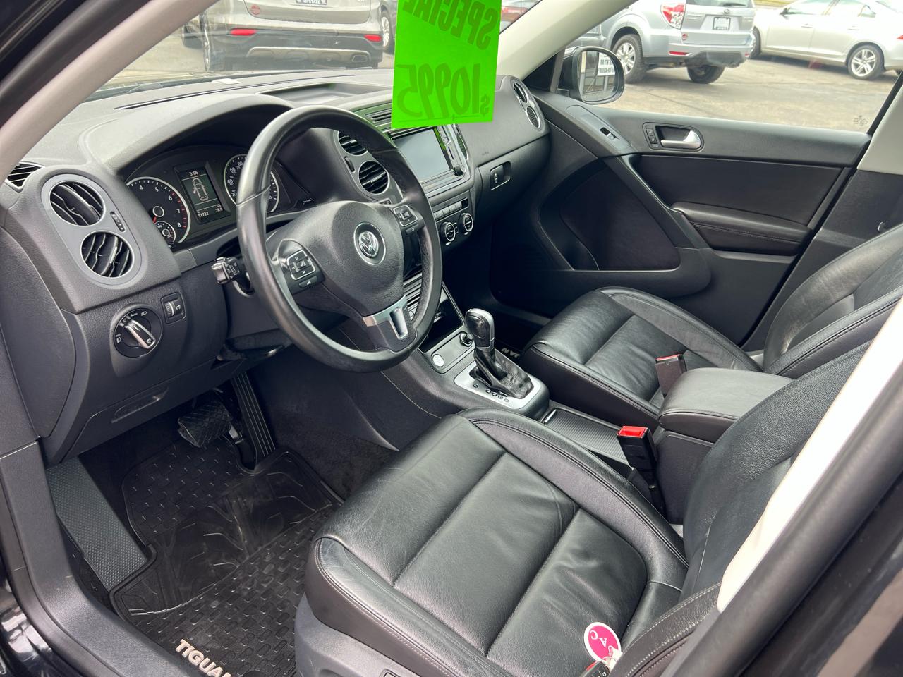 Volkswagen Tiguan 2.0T Sport FWD 2017