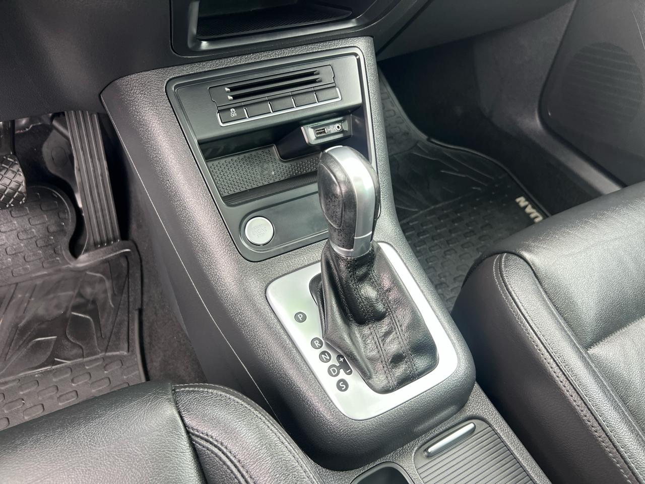 Volkswagen Tiguan 2.0T Sport FWD 2017