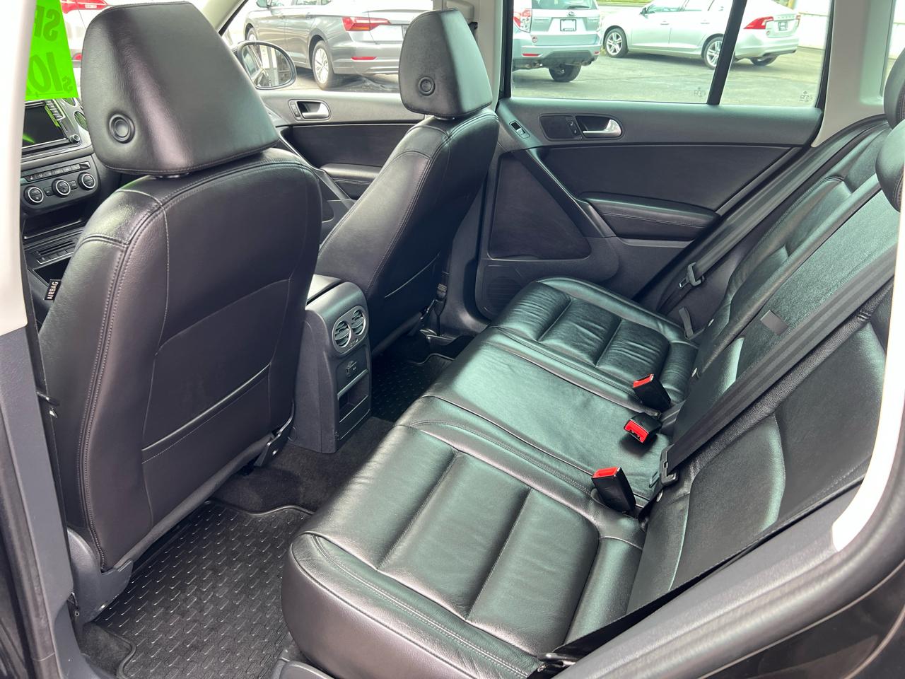 Volkswagen Tiguan 2.0T Sport FWD 2017