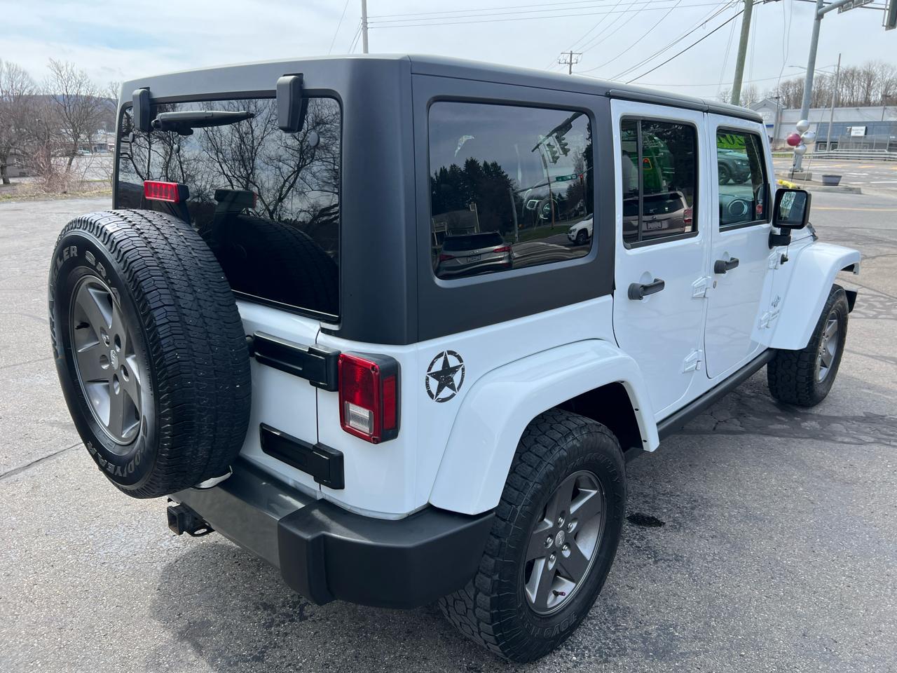 Jeep Wrangler Unlimited 4WD 4dr Freedom Edition *Ltd Avail* 2015