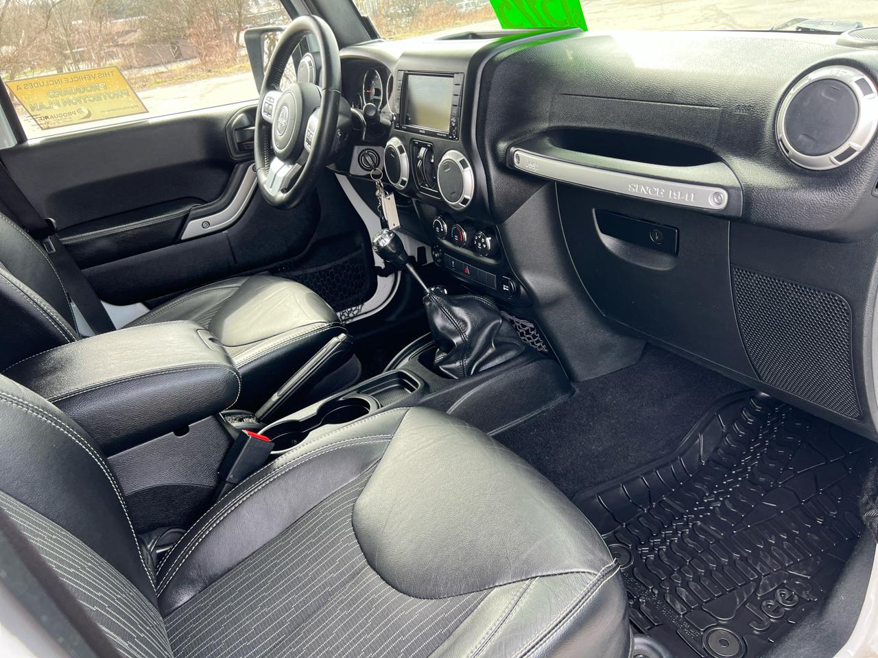 Jeep Wrangler Unlimited 4WD 4dr Freedom Edition *Ltd Avail* 2015