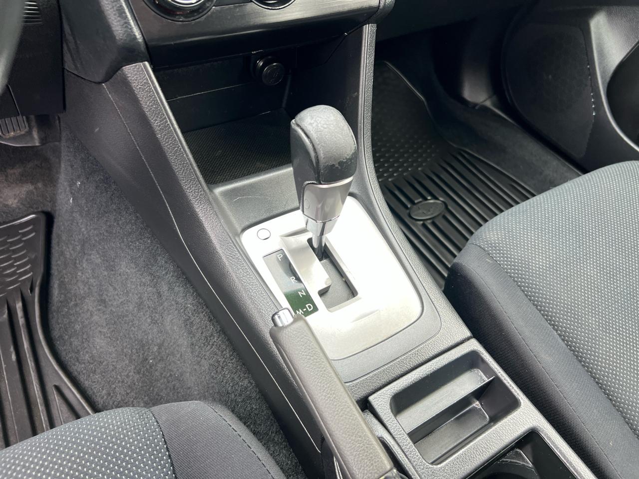 Subaru Impreza Wagon 5dr Auto 2.0i Premium 2013