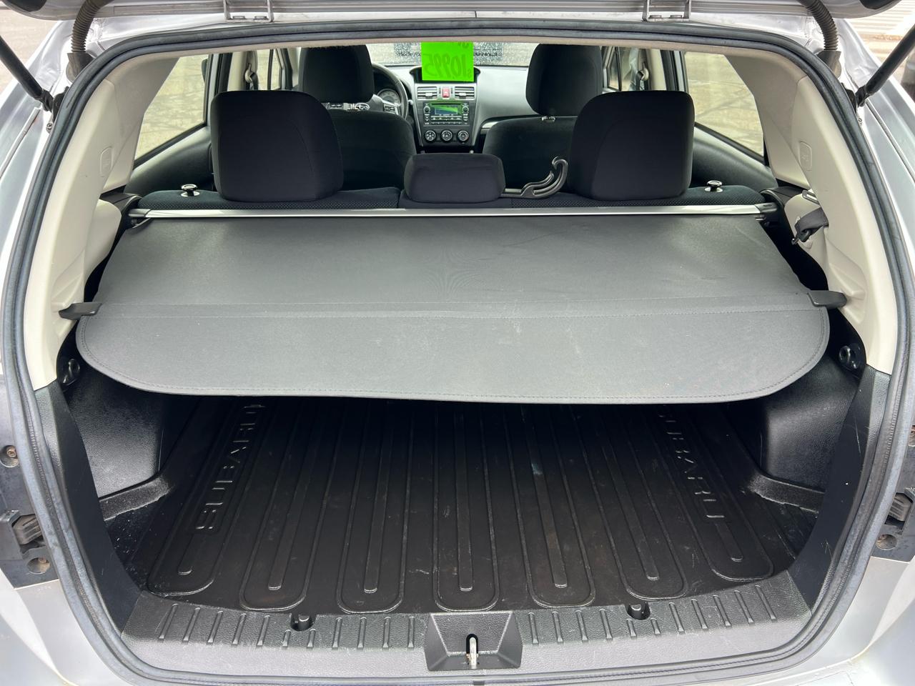 Subaru Impreza Wagon 5dr Auto 2.0i Premium 2013