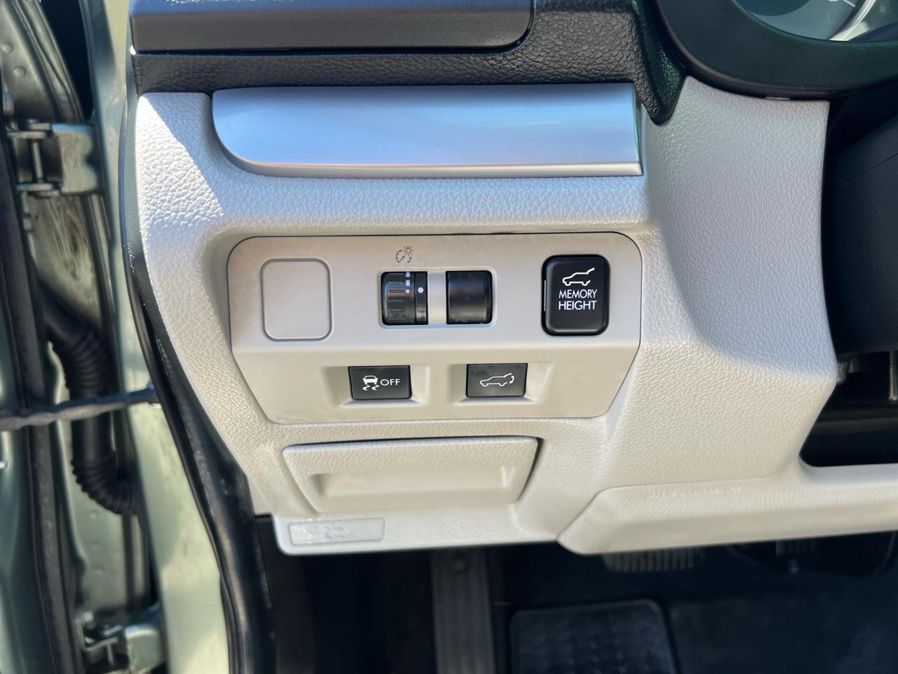 Subaru Forester 4dr Auto 2.5i Limited PZEV 2014