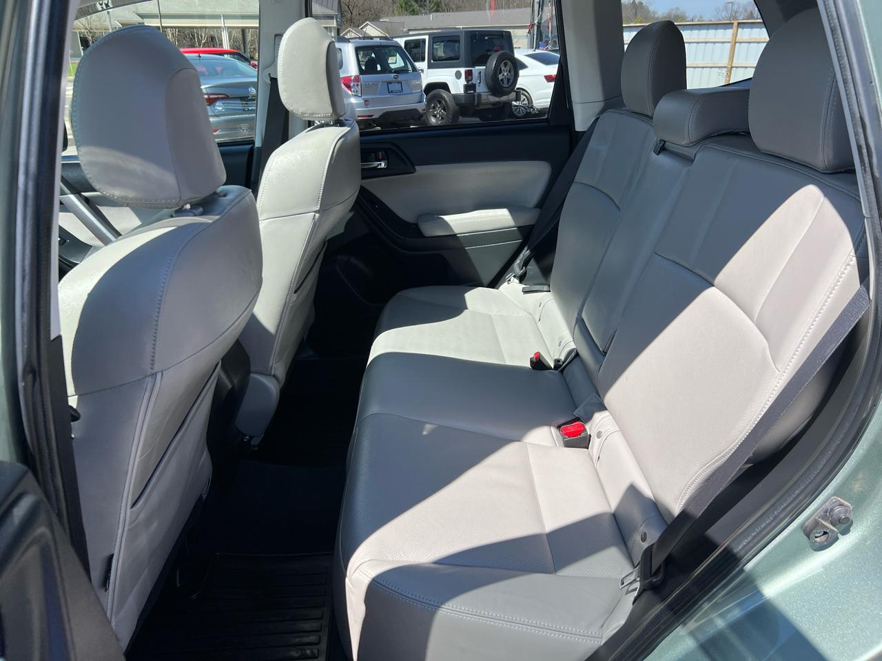 Subaru Forester 4dr Auto 2.5i Limited PZEV 2014