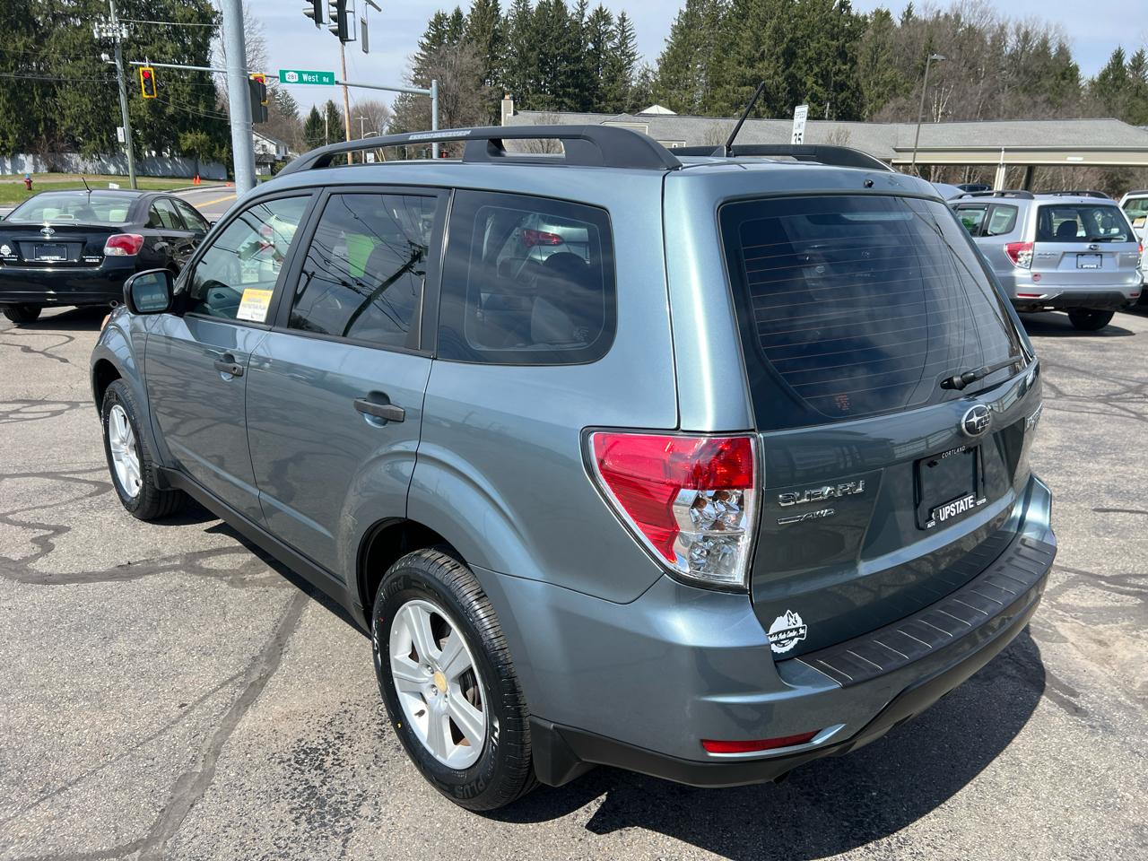 Subaru Forester 4dr Auto 2.5X w/Alloy Wheel Value Pkg 2011