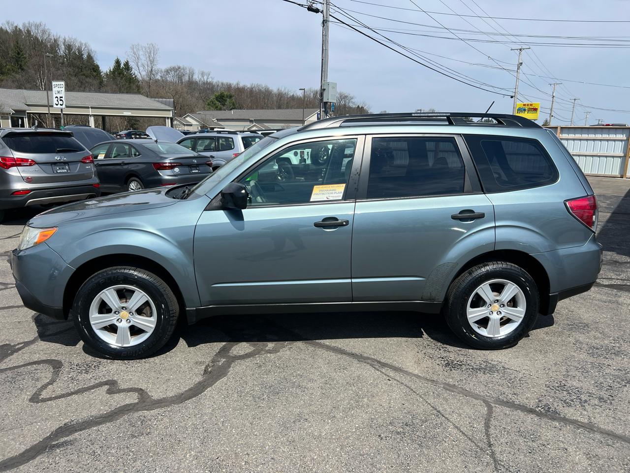 Subaru Forester 4dr Auto 2.5X w/Alloy Wheel Value Pkg 2011