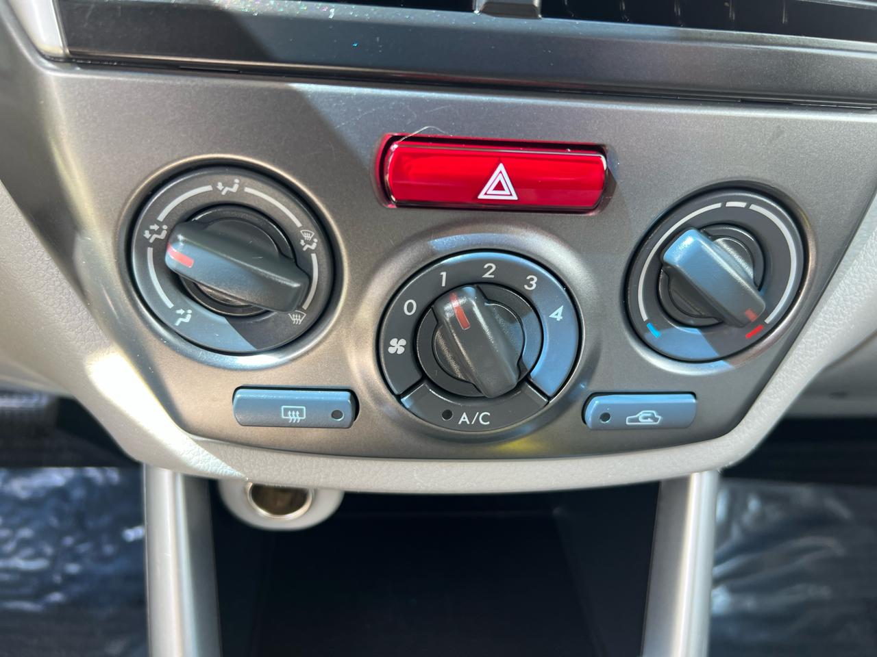 Subaru Forester 4dr Auto 2.5X w/Alloy Wheel Value Pkg 2011