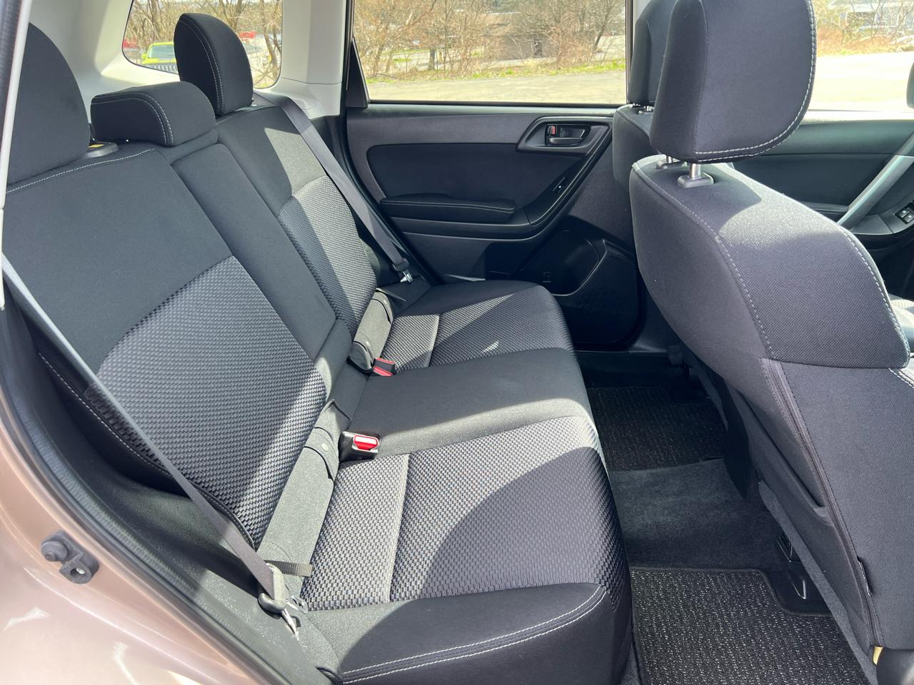 Subaru Forester 4dr Auto 2.5i Premium PZEV 2014