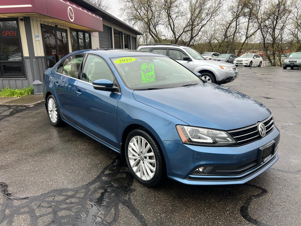 Volkswagen Jetta Sedan 4dr Auto 1.8T SEL PZEV 2016