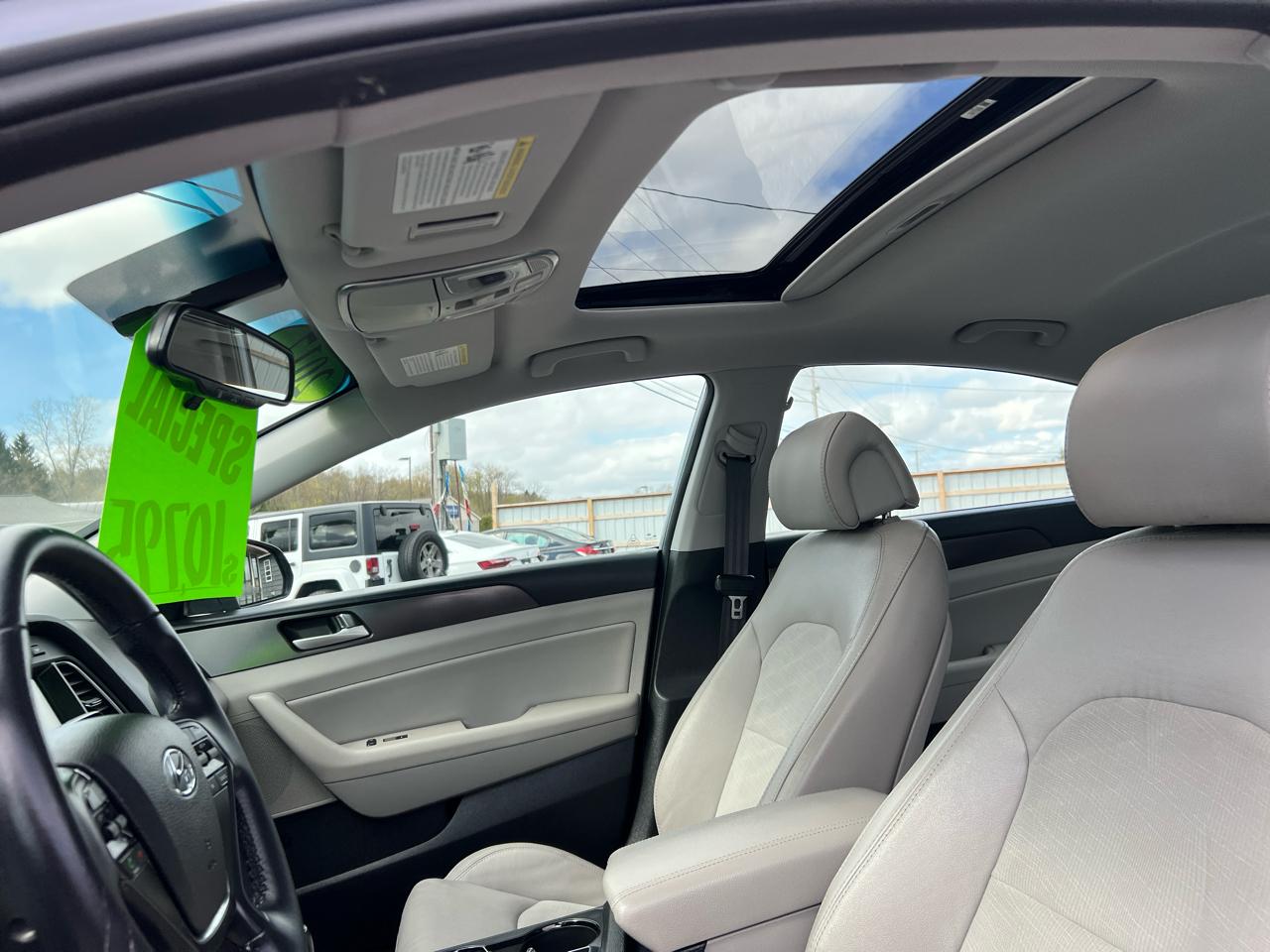 Hyundai Sonata Sport 2.4L PZEV 2017