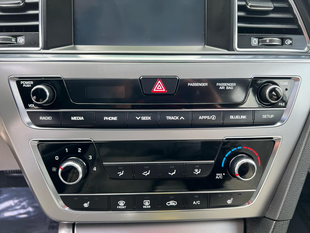 Hyundai Sonata Sport 2.4L PZEV 2017