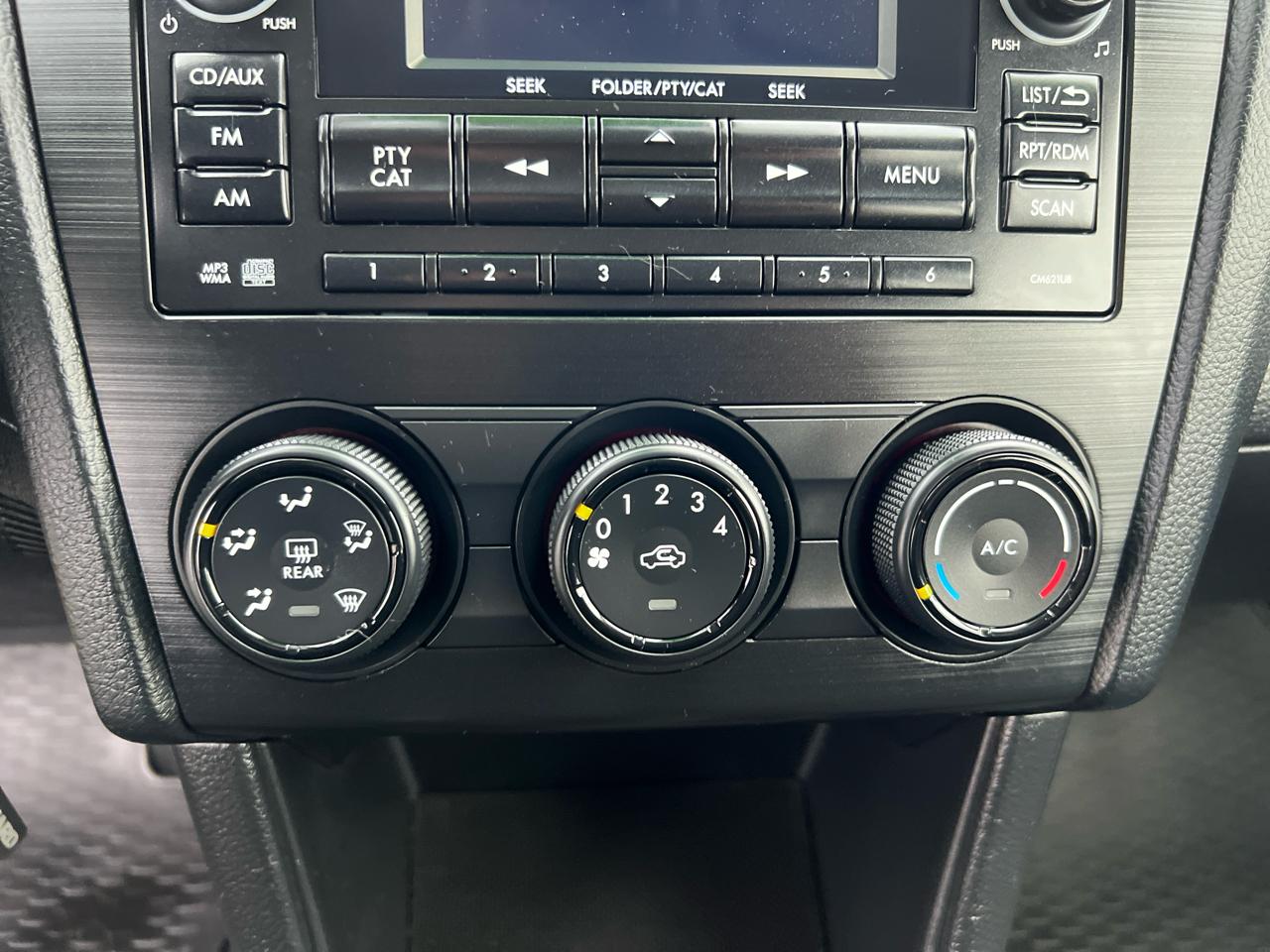 Subaru Impreza Wagon 5dr Man 2.0i Premium 2014