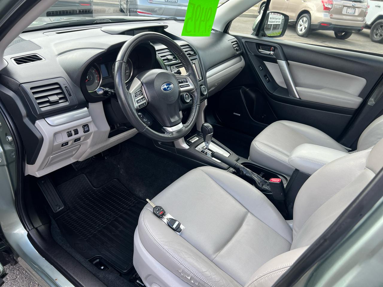 Subaru Forester 4dr CVT 2.5i Limited PZEV 2015