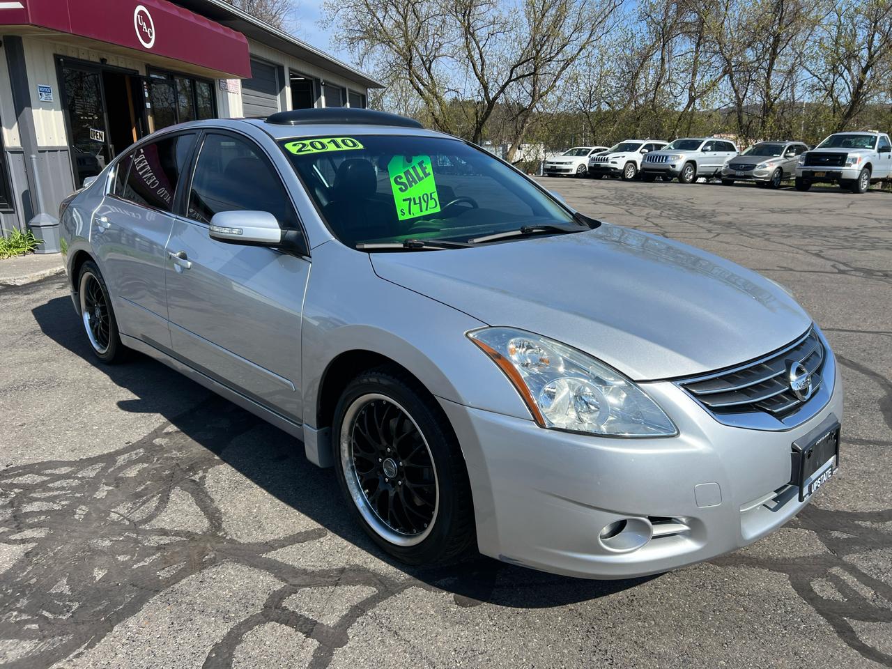 Nissan Altima 4dr Sdn I4 CVT 2.5 SL 2010